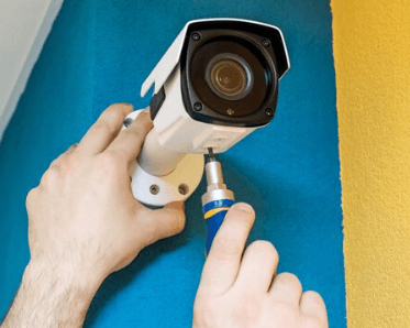 installation de caméras de surveillance et détecteurs de mouvement